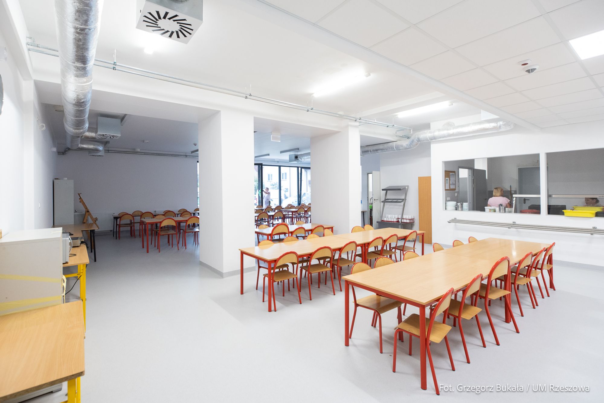 zdjęcie z terenu budowy rzeszowskiej szkoły Podstawowej nr 21 przy ul. Miodowej, fot. Grzegorz Bukała, Urząd Miasta Rzeszowa